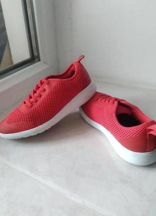 Стильні кросівки бренду clarks made in cambodia   uk  11,5.  eur   29,5