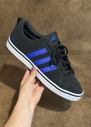 Оригінальні чоловічі кеди adidas 45/46 розмір (29 см) б/в
