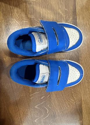 Дитячі кросівки adidas
