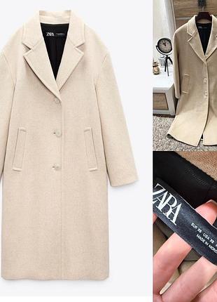 Пальто з шерсті від бренду zara