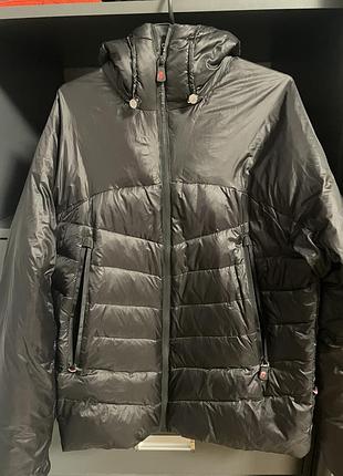 Moncler-пуховик