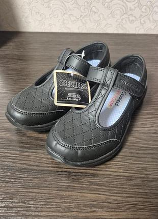 Туфлі skechers