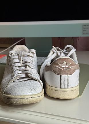 Stan smith взуття