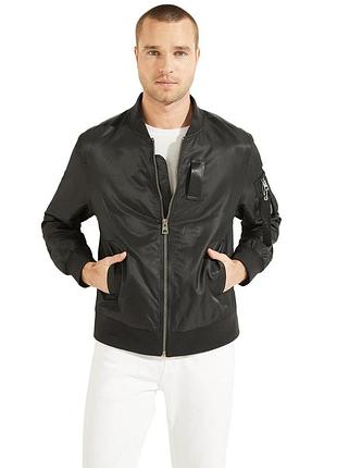 Мужской гладкий бомбер guess