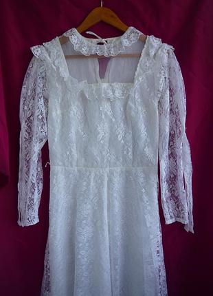 Платье женское длинное кружевное с открытой спиной и длинным рукавом vintage (гдр) белое