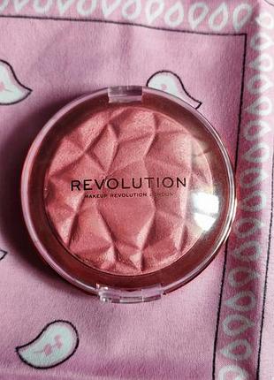 Revolution beauty i heart revolution fruity ruby crush highlighter