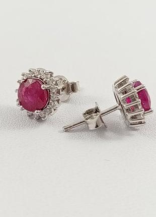 Серьги-пусеты серебряные с рубином с4500/п-ру