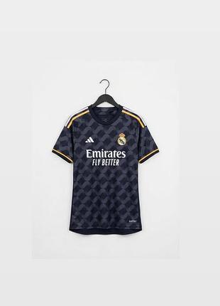 Виїзна футболка real madrid — стиль та комфорт у кожній деталі!