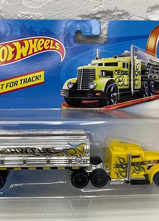 Вантажівка з трейлером hot wheels fuel & fire, металева, 15 см