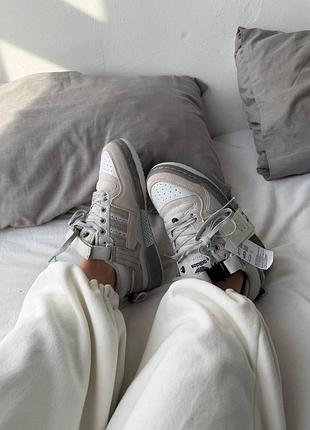 Кроссовки adidas forum bad bunny grey