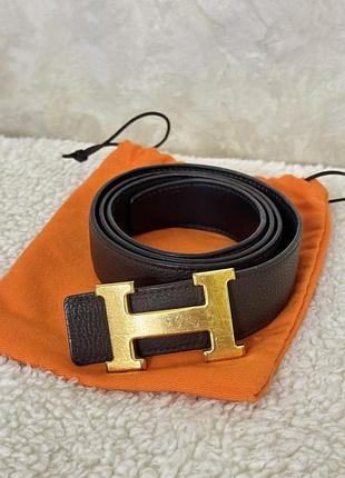 Кожаный ремень hermes 90 золотая пряжка двусторонний коричневый черный
