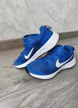 Кроссовки nike 32