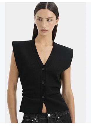 Чорний жилет zara