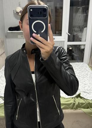 Кожаная куртка женская hugo boss lajesa (xs-s) , шкіряна куртка ,кожанка