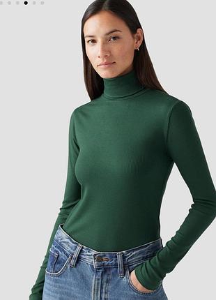 Водолазка в рубчик levi’s