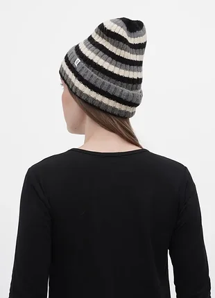 Смугаста шапка stradivarius