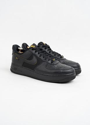Кросівки чоловічі шкіряні nike air force 1 07 чорні розмір 43