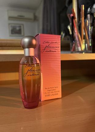 Estee lauder pleasures intense