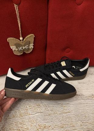 Шкіряні фірмові кросівки adidas spezial 40 2/3р.