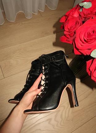 Туфлі для high heels / heels 36 розмір, каблук 8 см + наколінники