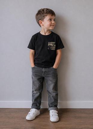 Футболка чорна shein