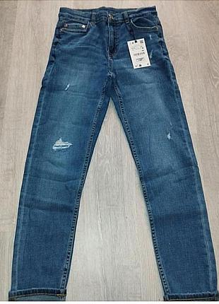 Zara  крутые джинсы скини р.13-14  с потертостями  , модель унисекс