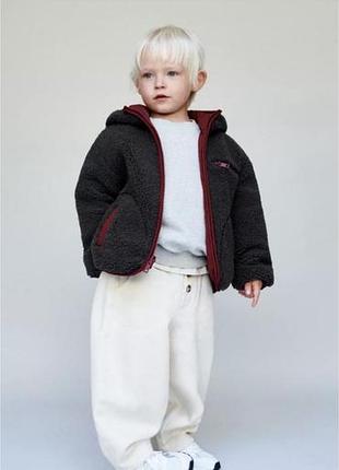 Стильна куртка zara 110 на хлопчика