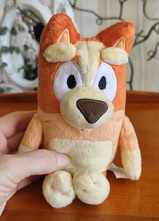 Оригинальный бинго блуи moose toys / мягкая игрушка bingo bluey
