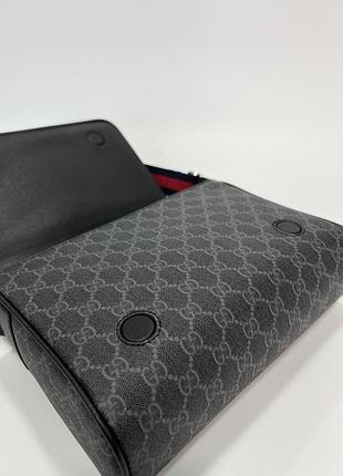 Чоловіча сумка крос-боді gg supreme 6