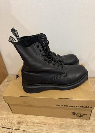 Черевики з мʼякої шкіри dr.martens