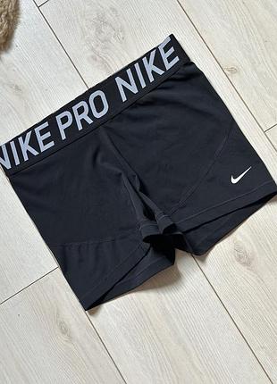 Спортивеі шорти nike pro