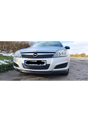 Зимняя решетка (2004-2007) глянцевая для opel astra h