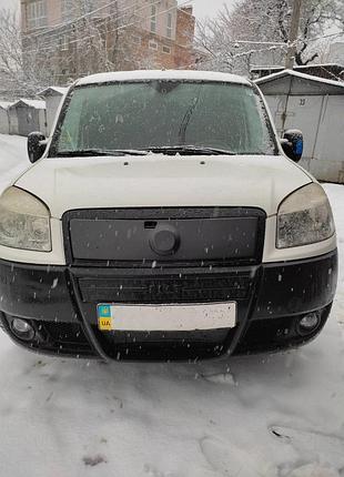 Верхня зимова накладка на решітку матова для fiat doblo i 2005-2010 рр