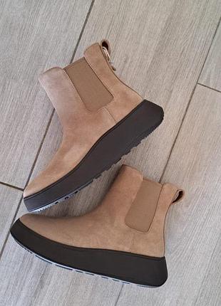 Роскошные замшевые ботинки-челси fitflop