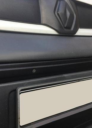 Средняя зимняя накладка (над номером) глянцевая, 2007-2015 для opel vivaro 2001–2015 гг