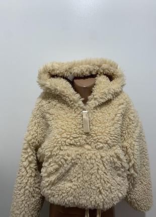 Жіноча куртка teddy pull&bear