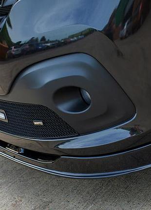 Передня лип накладка (abs) для opel vivaro 2015-2019 рр