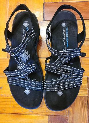 Skechers 39
