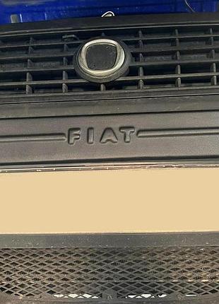 Середня зимова накладка на решітку матова для fiat doblo i 2005-2010 рр