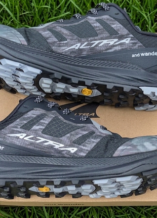 Кросівки чоловічі altra lone peak 9+ чорні, сірі 44 розмір