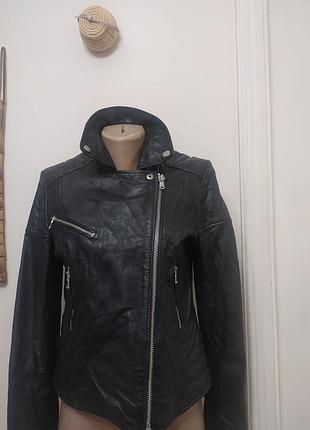 Красивая,байкерская косуха barneys originals,новая