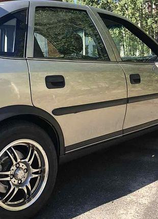 Накладки на арки (4 шт, чорні) abs пластик для opel vectra b 1995-2002 рр