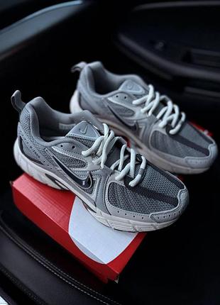 Кросівки жіночі nike p-7000