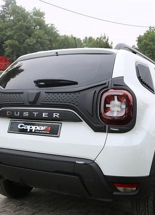 Пластиковая накладка на крышку багажника (3 детали) для dacia duster 2018-2024 гг