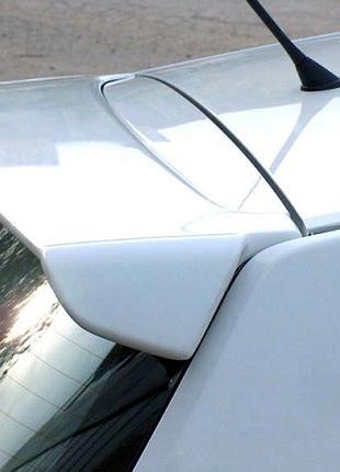Спойлер (под покраску) для toyota auris 2007-2012 гг
