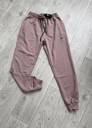 Спортивні штани однотонні джогери nike якісні світлі спортивні брюки з манжетом бежеві найк s m l xl xxl  туреччина