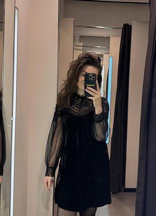 Zara коротка бархатна сукня хс