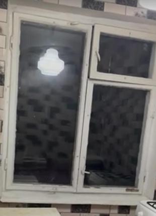 Оконный блок со стеклами