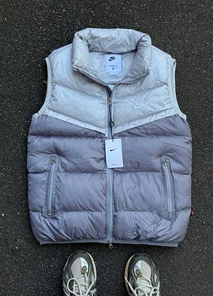 Жилетка nike storm fit