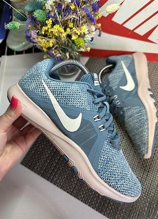Оригинальные кроссовки nike